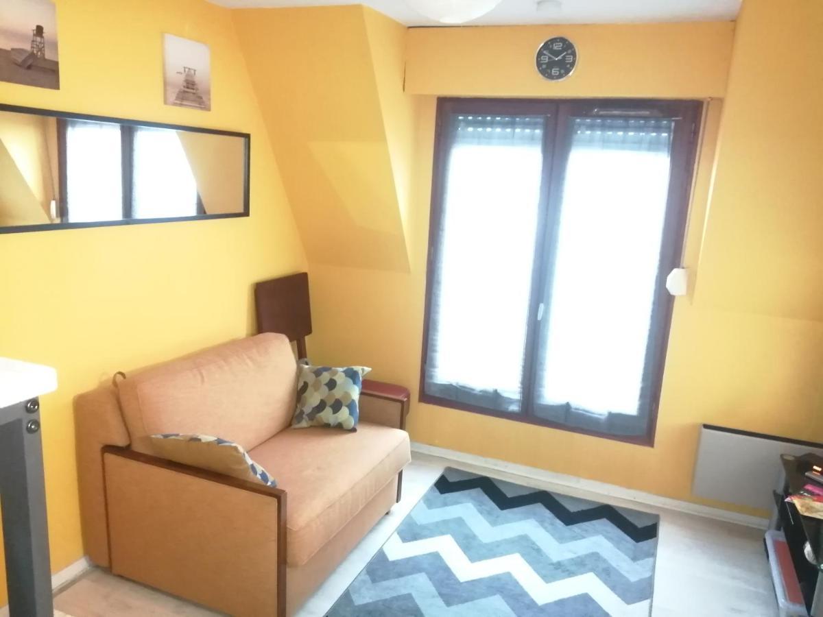 Appartement A 50 M De La Plage Avec Wifi Et Netflix فيلي سور مير المظهر الخارجي الصورة