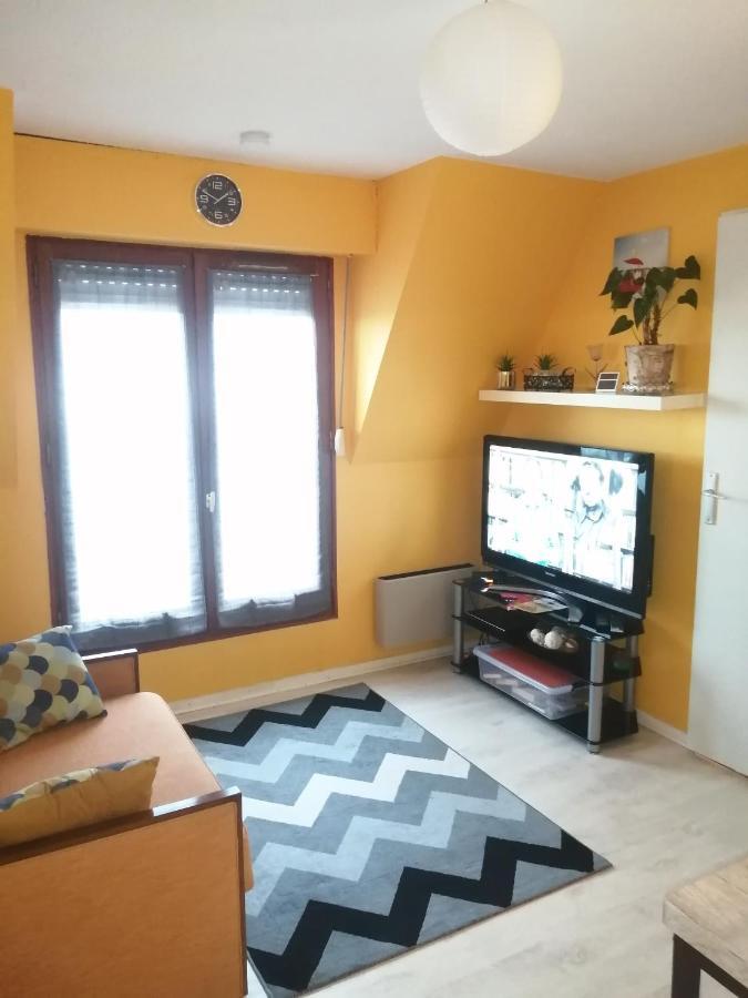 Appartement A 50 M De La Plage Avec Wifi Et Netflix فيلي سور مير المظهر الخارجي الصورة